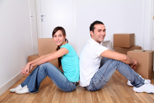 Clean and organized self storage in Edgware for practical storage use