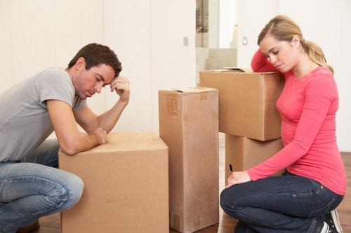 Secure short-term storage in Edgware for boxes and furniture